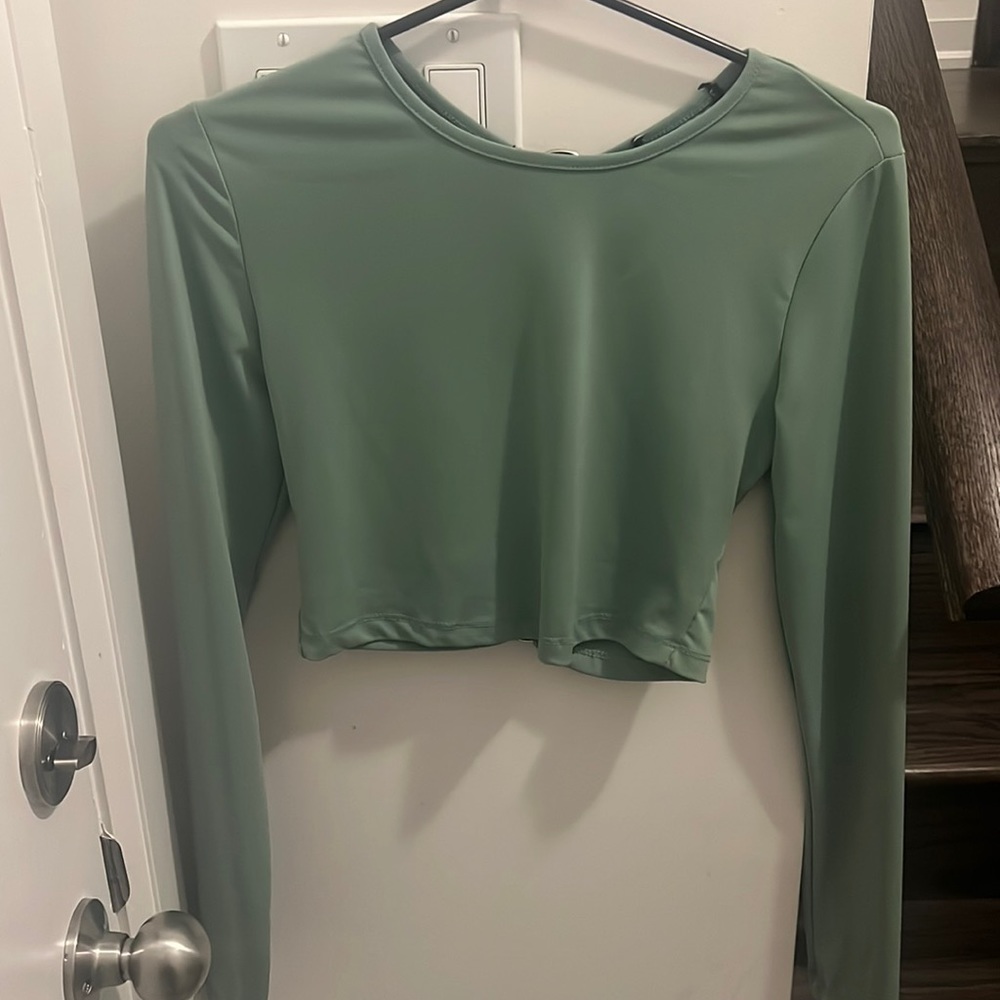 Women top